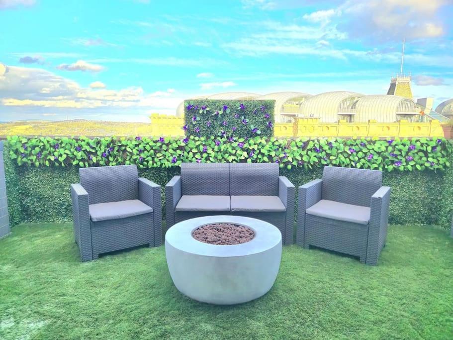 Modern Duplex Penthouse Panoramic Views & Parking Apartment Bradford  Exterior photo